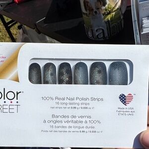 Color Street Midnight Sparkle Nail Strips silent snowstorm